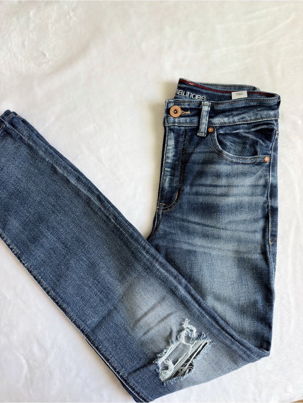 Maurices Women's Faded Blue Skinny Jeans with Distressed Knee